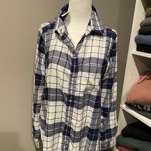 American Eagle Flannel Boyfriend Cut